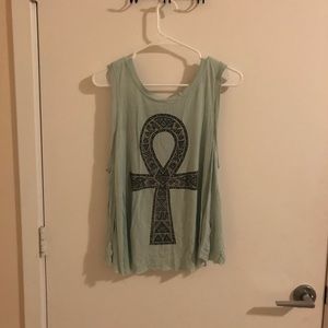 Flowy blackless tank top